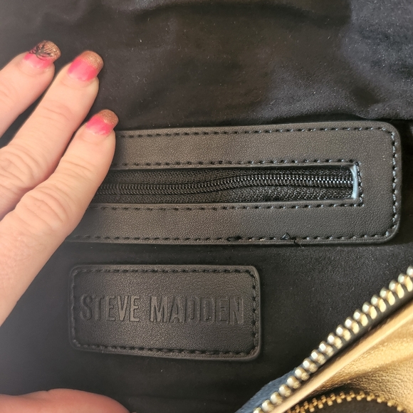 SOLD - Picture 4 of 6